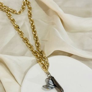 Whispered:Echo:Necklace:1